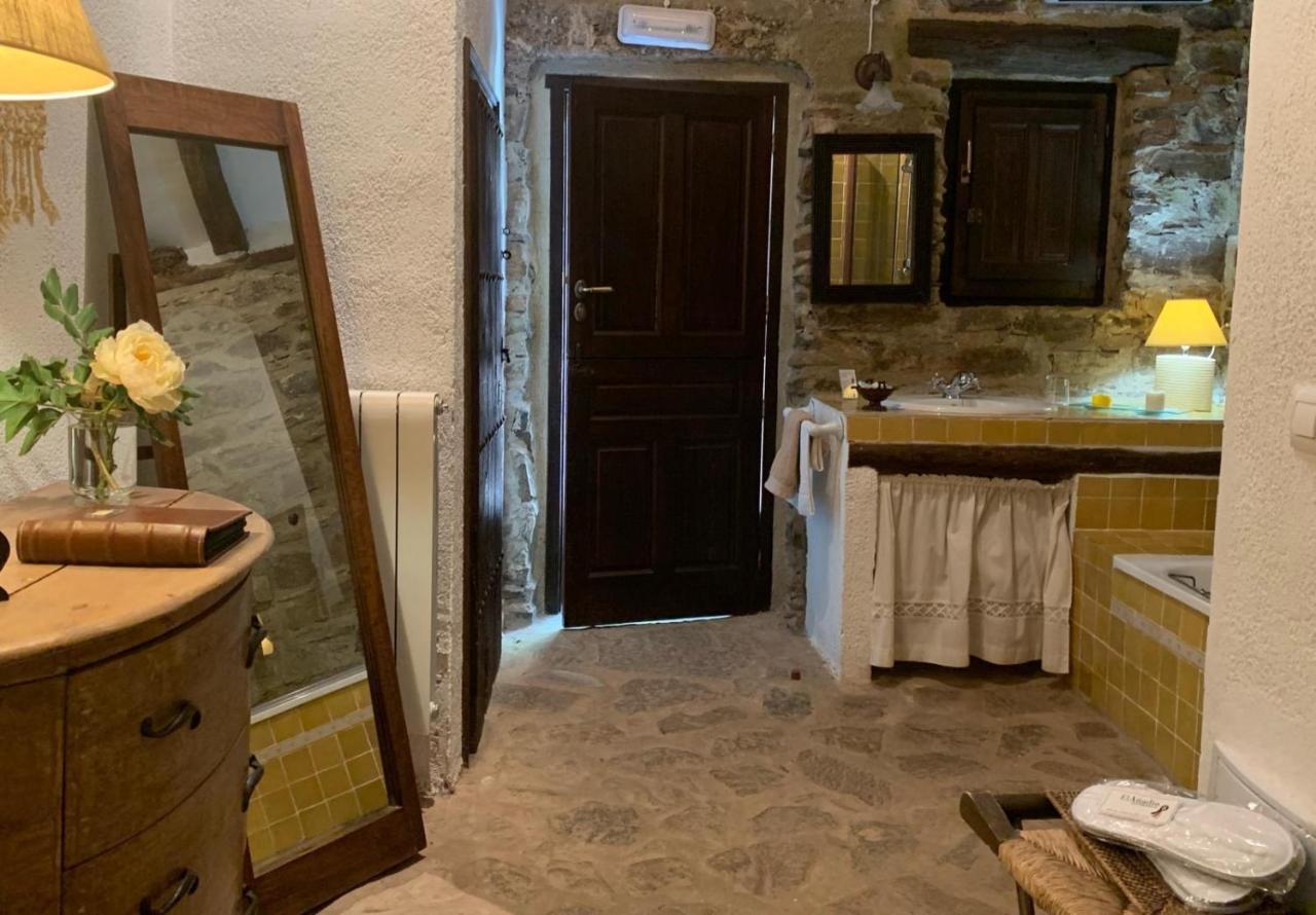 El Anadio Hotell Vilches Eksteriør bilde